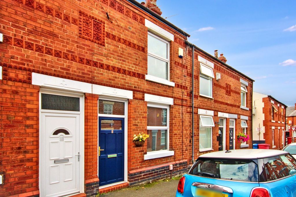Property photo 1 of 19