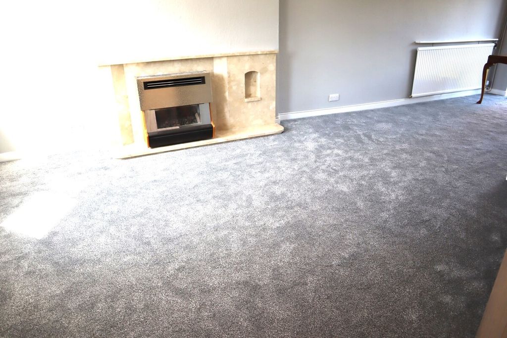 Property photo 2 of 59