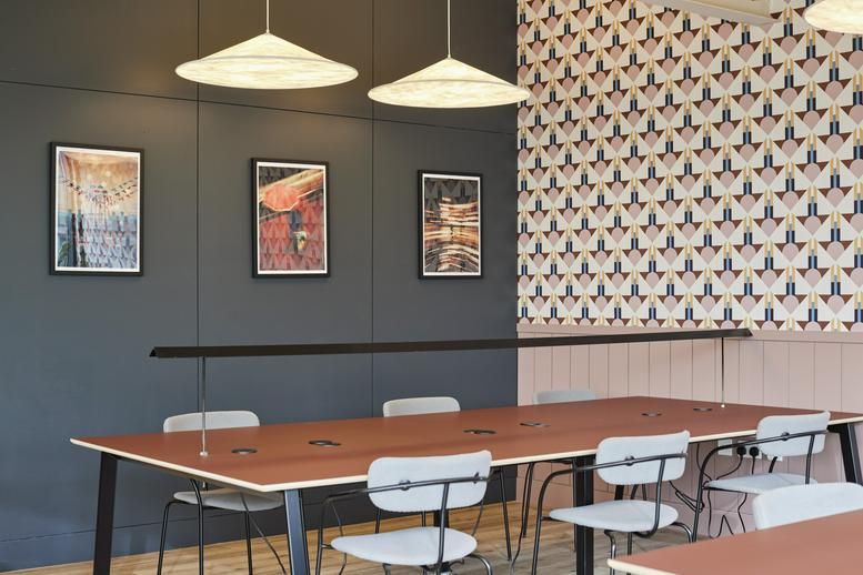 Property photo 2 of 40