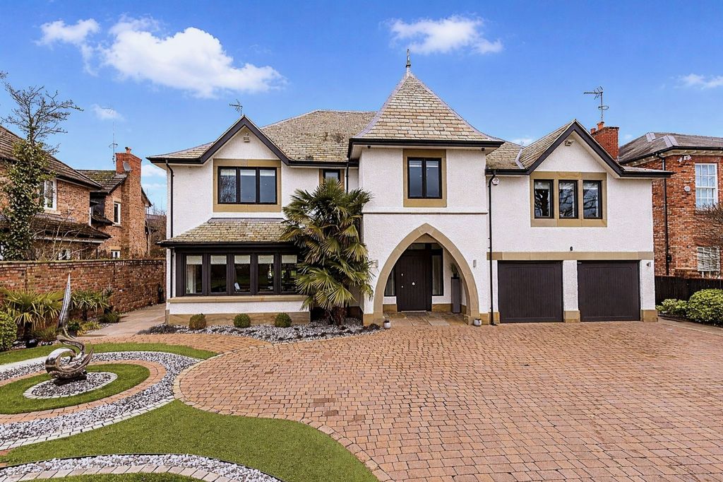 Property photo 1 of 22