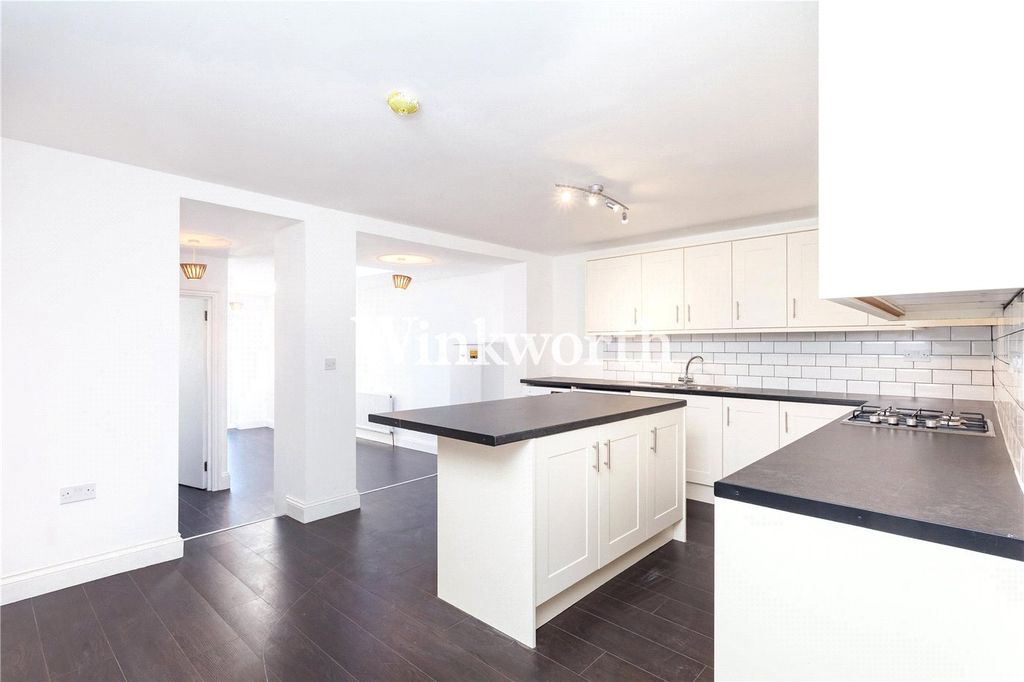 Property photo 2 of 9 Picture No. 03