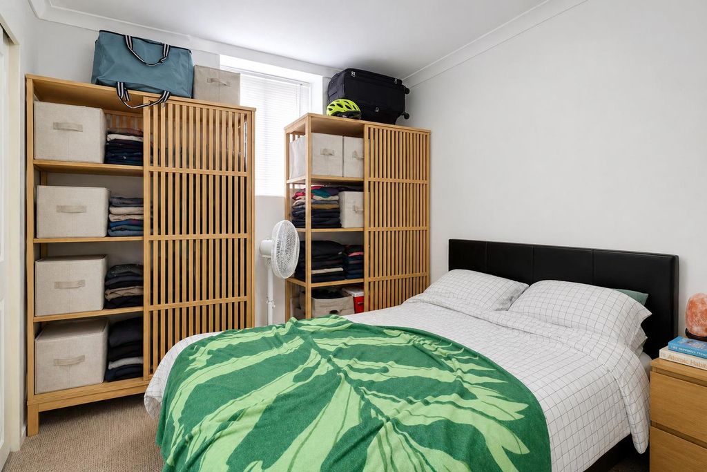 Property photo 1 of 9 Int