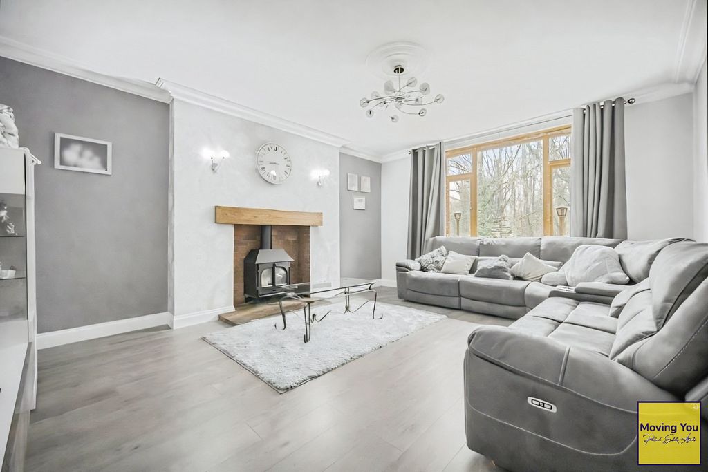 Property photo 3 of 24 Photo 3