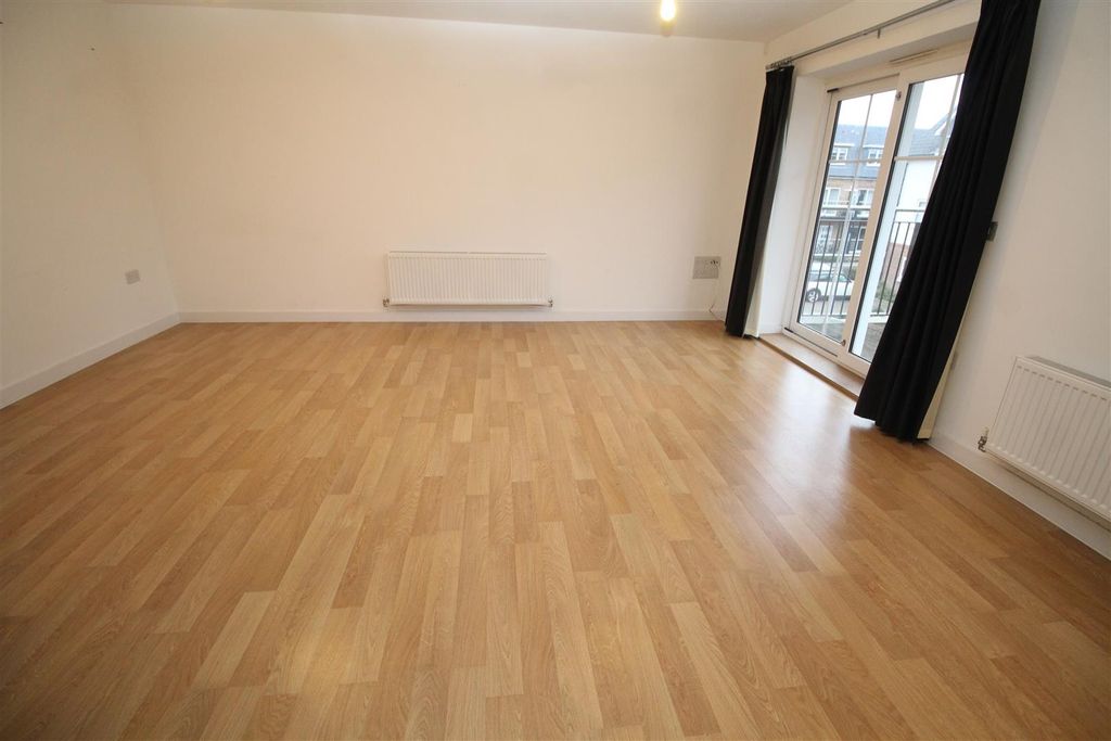 Property photo 3 of 13 Reception