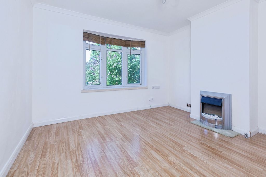 Property photo 2 of 15 Pbox-Img.Jpg