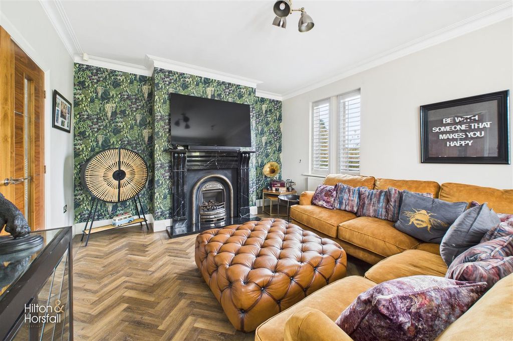 Property photo 2 of 25 The Vicarage