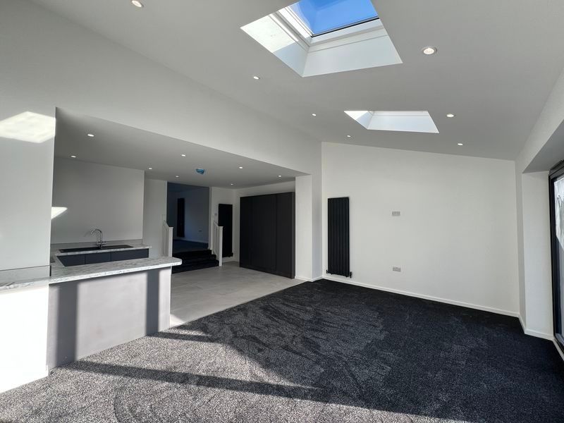 Property photo 2 of 19 Photo 2