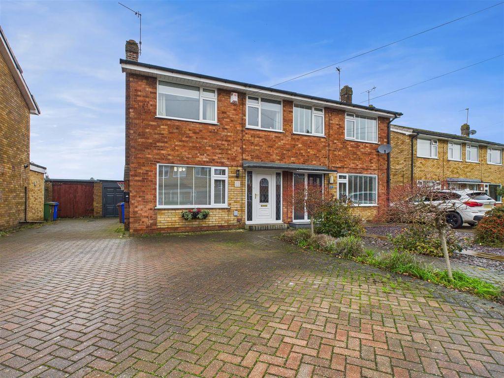 Property photo 1 of 17 Cam03303G0-Pr0287-Still031.Jpg