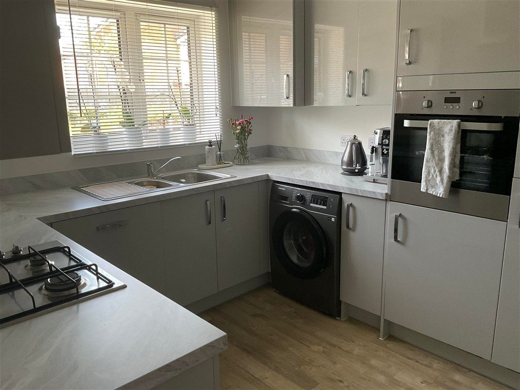 Property photo 2 of 7 Kitchen/Diner