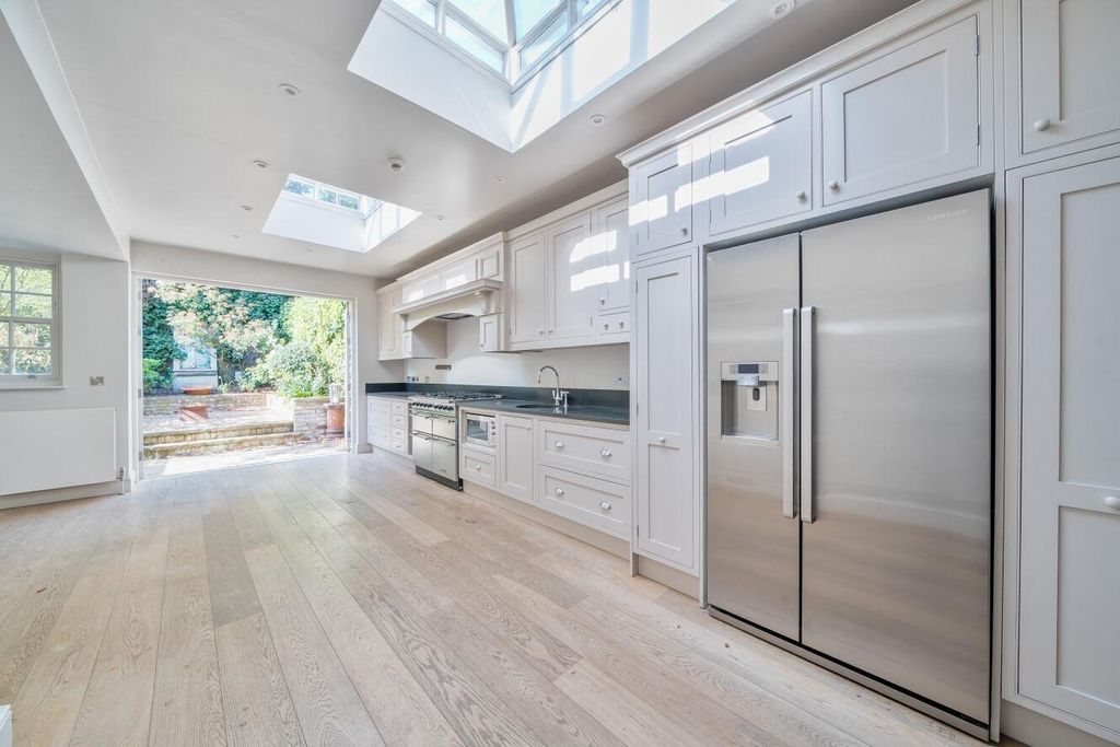 Property photo 2 of 15 Picture No. 02