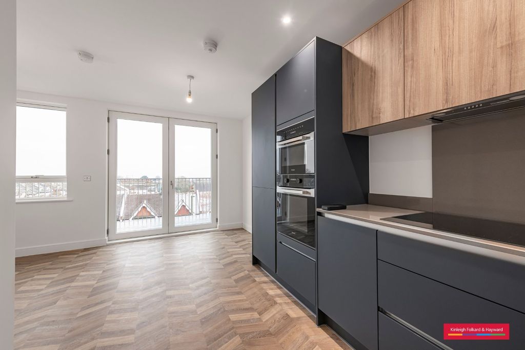 Property photo 1 of 9 Picture No. 08