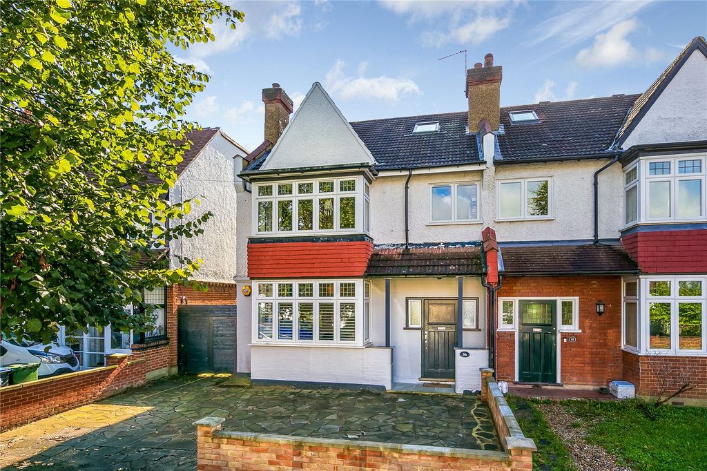 Property photo 1 of 21 Picture No. 01