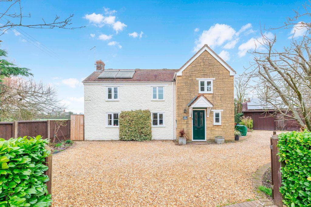 Property photo 1 of 25