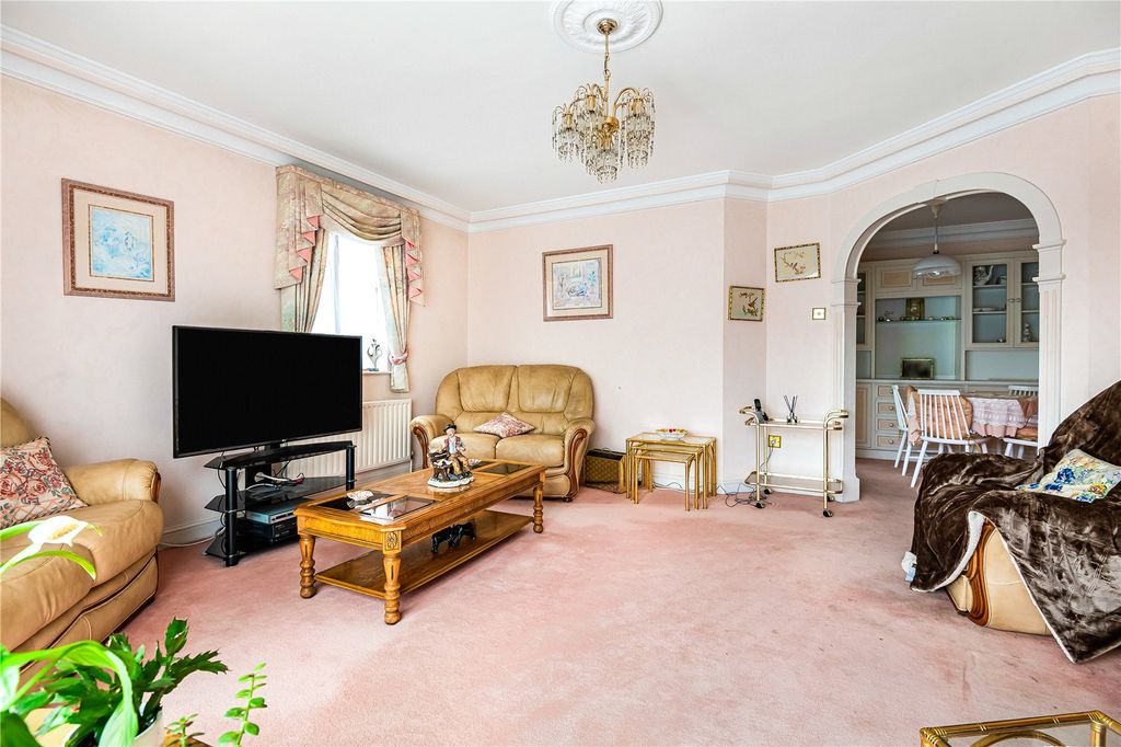 Property photo 3 of 21 Picture No. 25