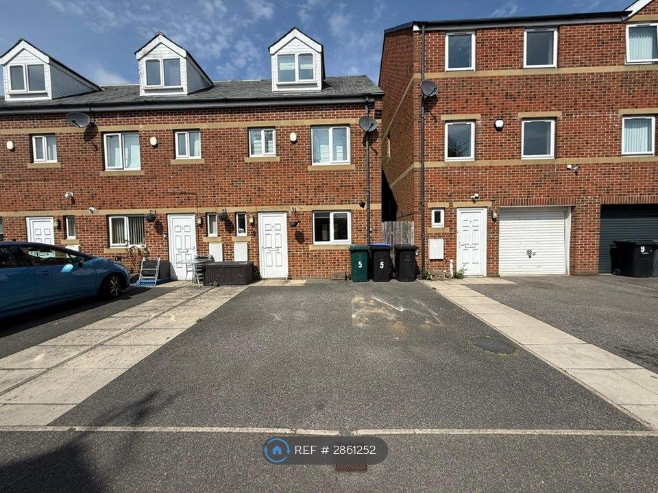 Property photo 2 of 35 Front