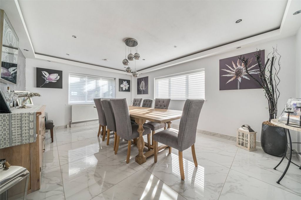 Property photo 3 of 28 Picture No. 20