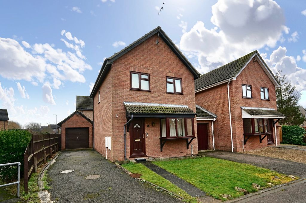 Property photo 1 of 9