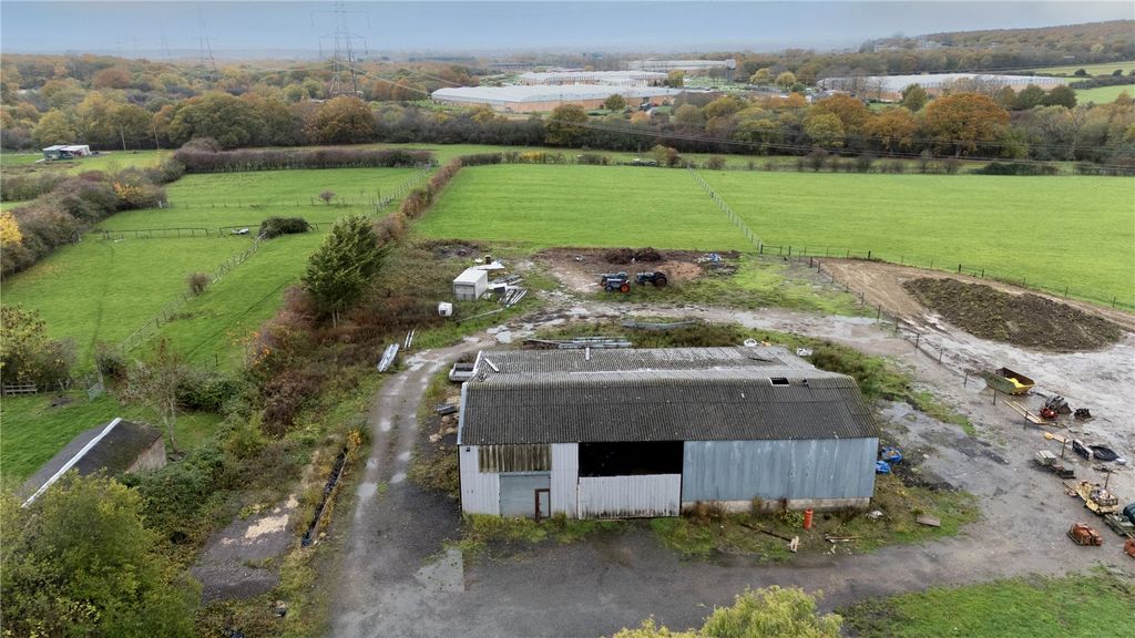 Property photo 3 of 8 Picture No. 02