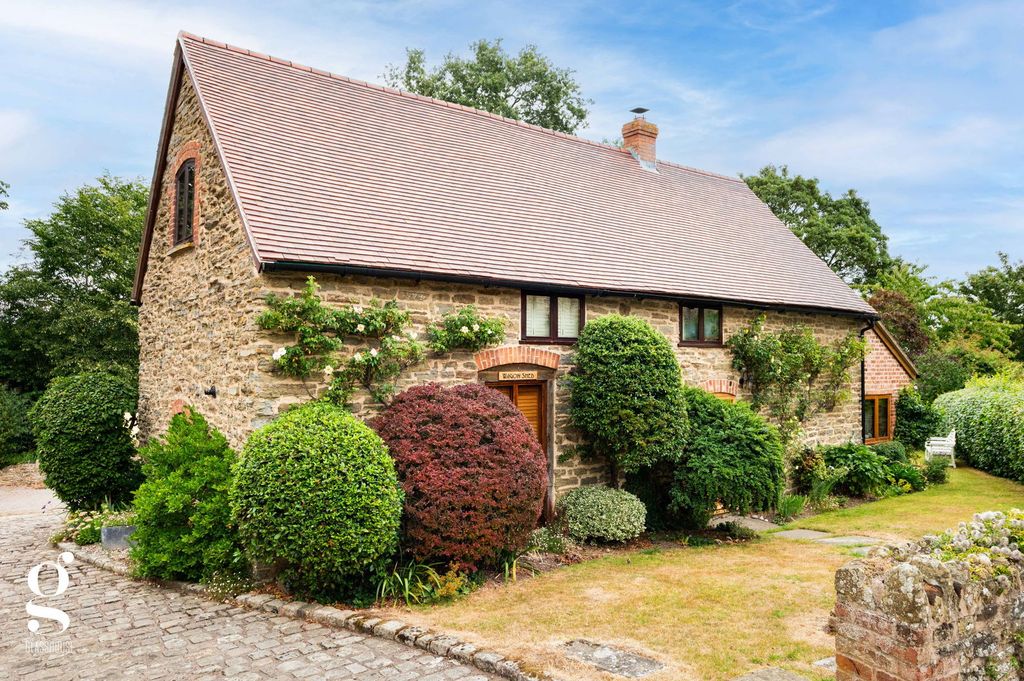 Property photo 1 of 53