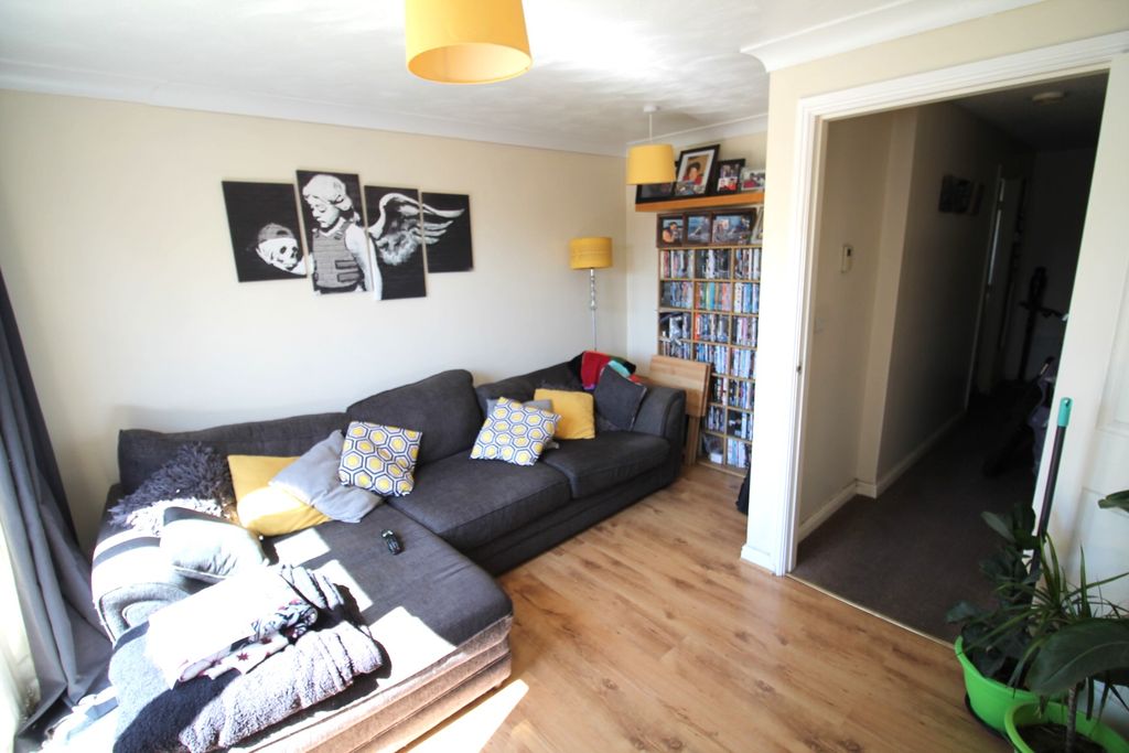 Property photo 2 of 11 Img_0689