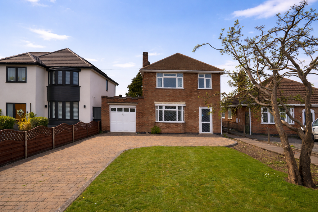 Property photo 2 of 21 Front