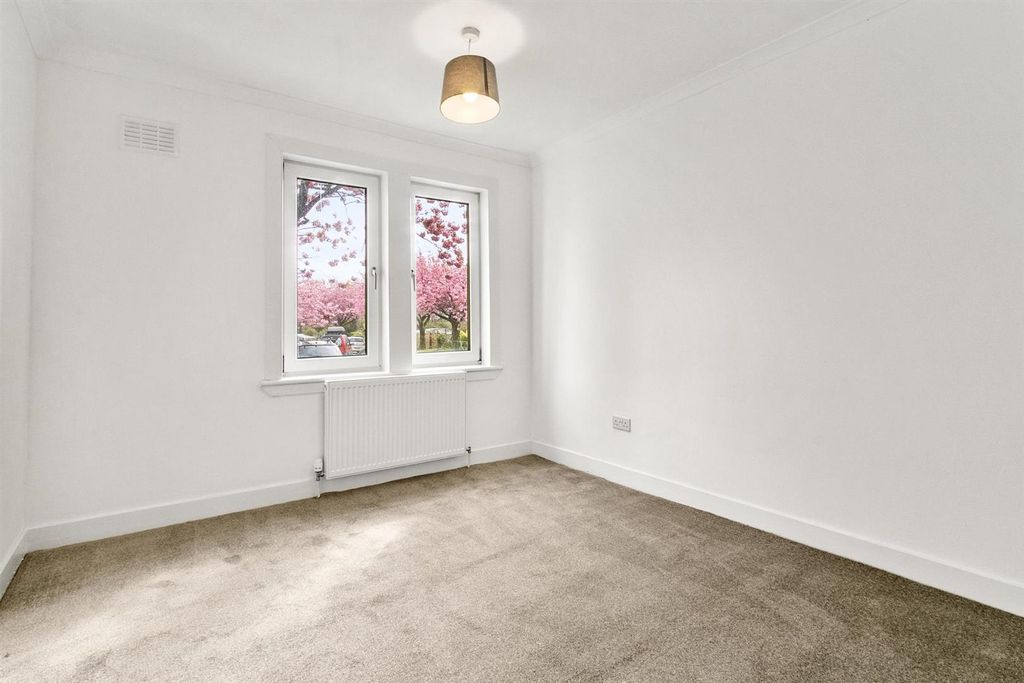 Additional image 15 of 2 bed flat for saleEastfield Crescent Dumbarton G82