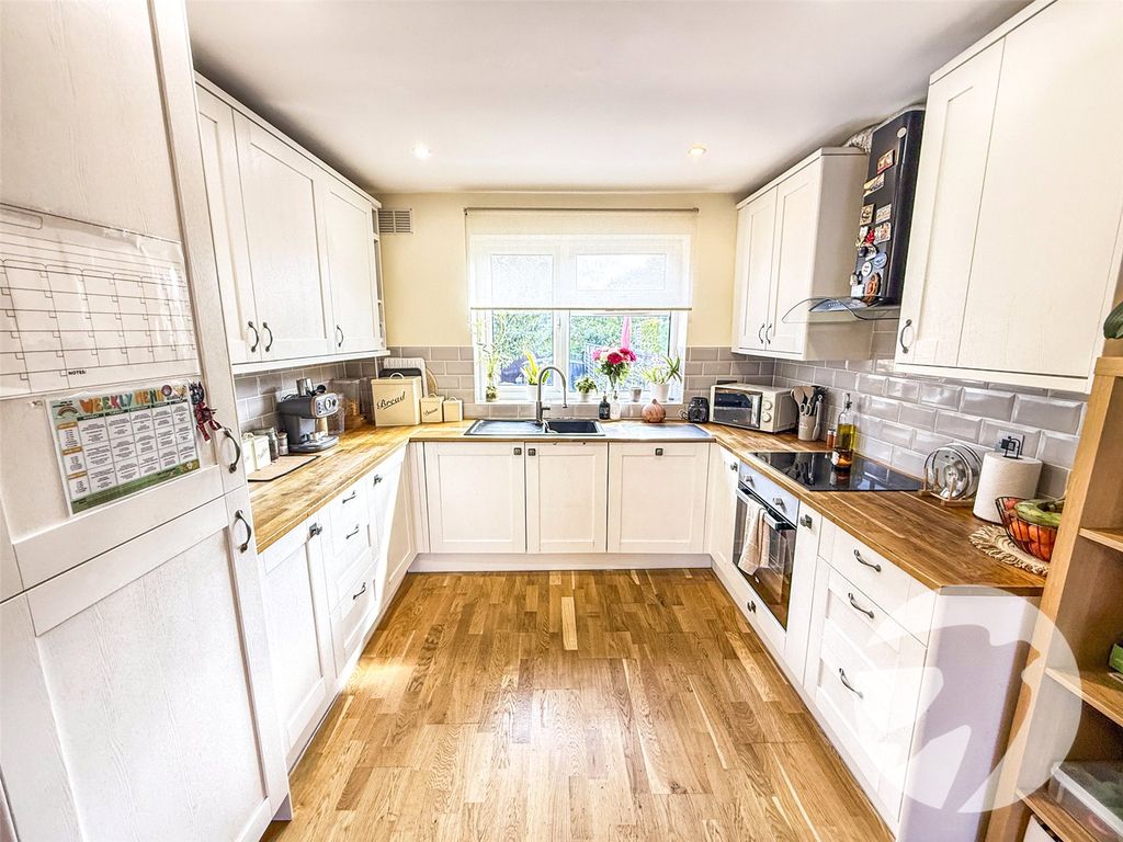Property photo 2 of 13 Picture No. 06