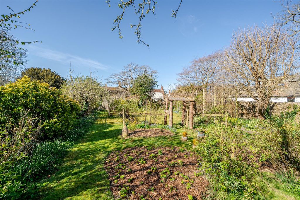 Property photo 3 of 29 1264919 (25).Jpg