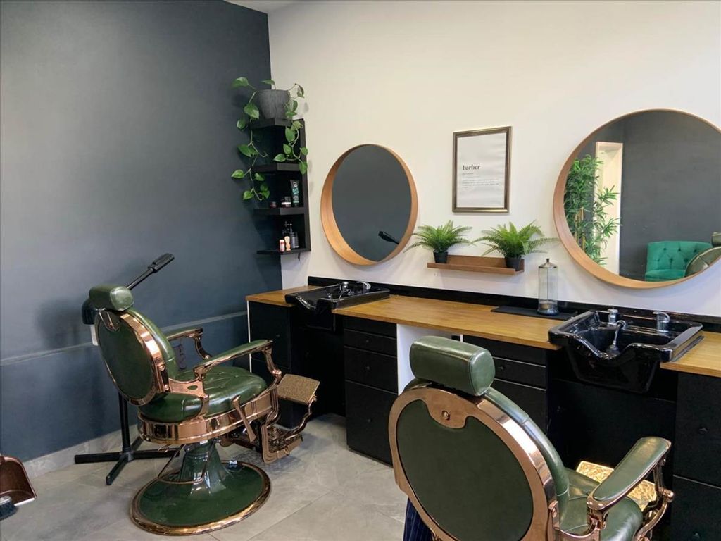 Property photo 3 of 5 1Ac19876-0Ef3-4Fe5-Bb1A-530E2d96E4E0.Jpg