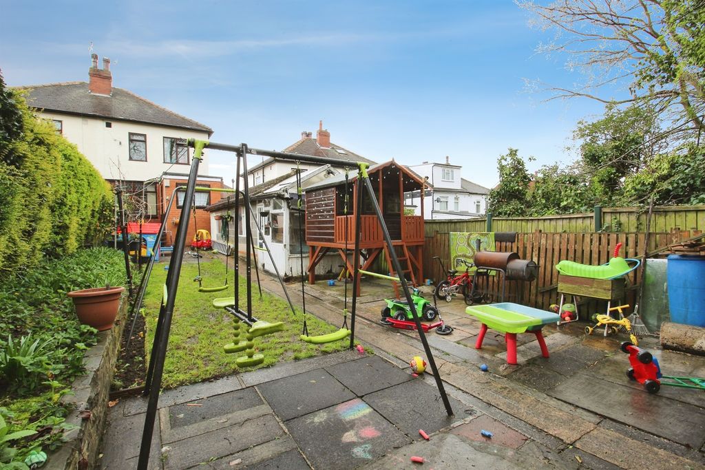 Property photo 2 of 10