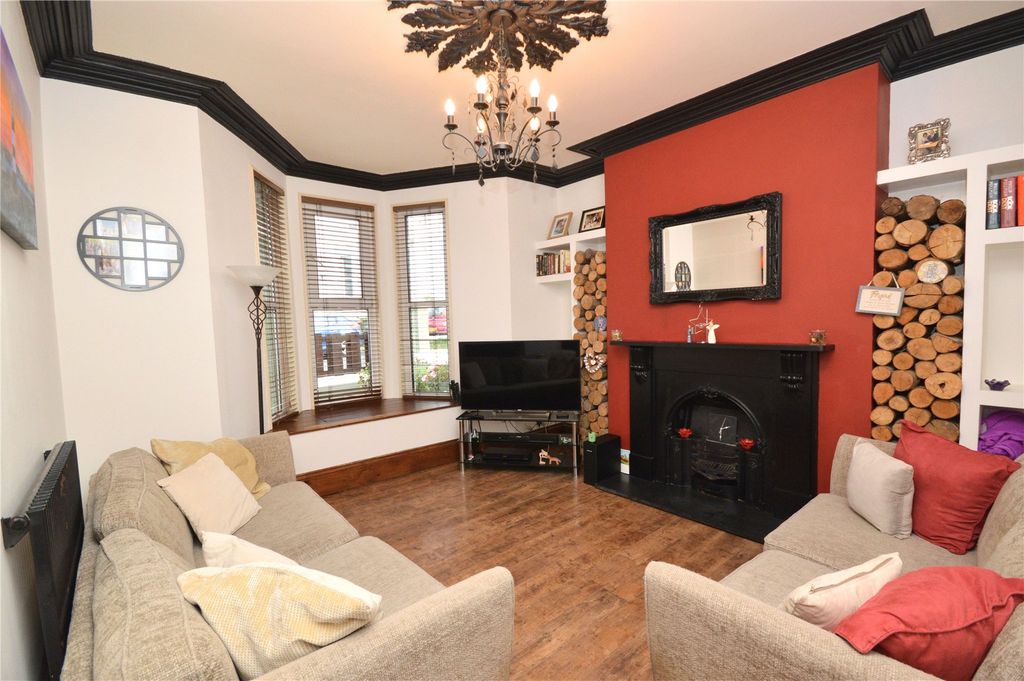 Property photo 3 of 13 Picture No. 05