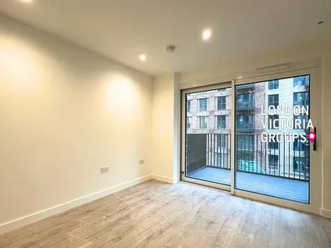 Property photo 3 of 6 1-4826.Jpg