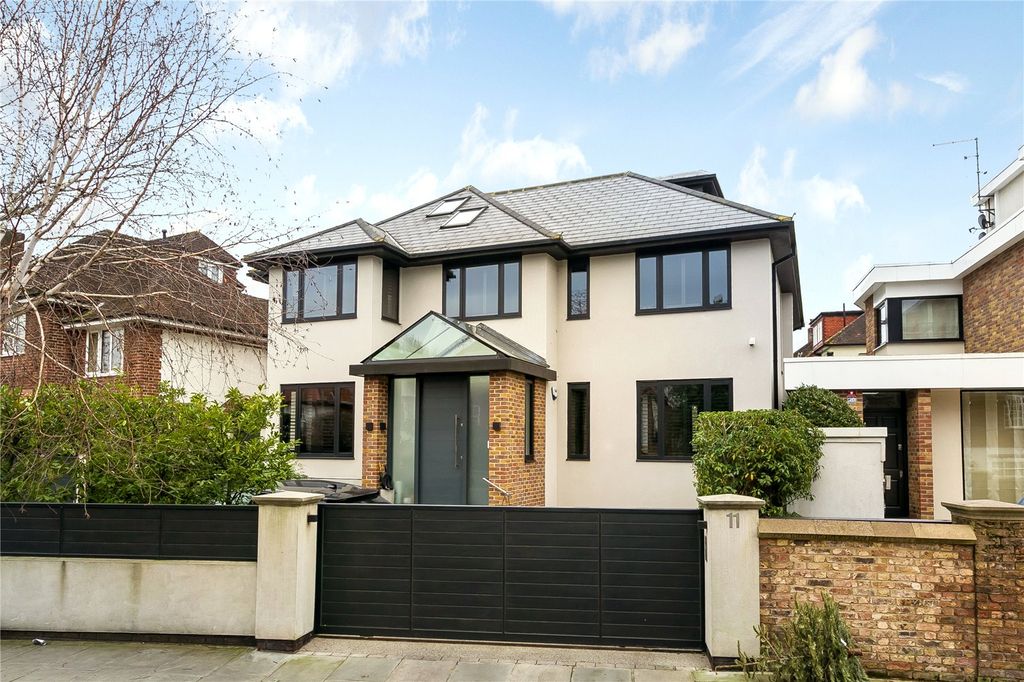 Property photo 1 of 10