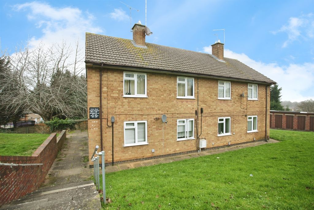 Property photo 2 of 19