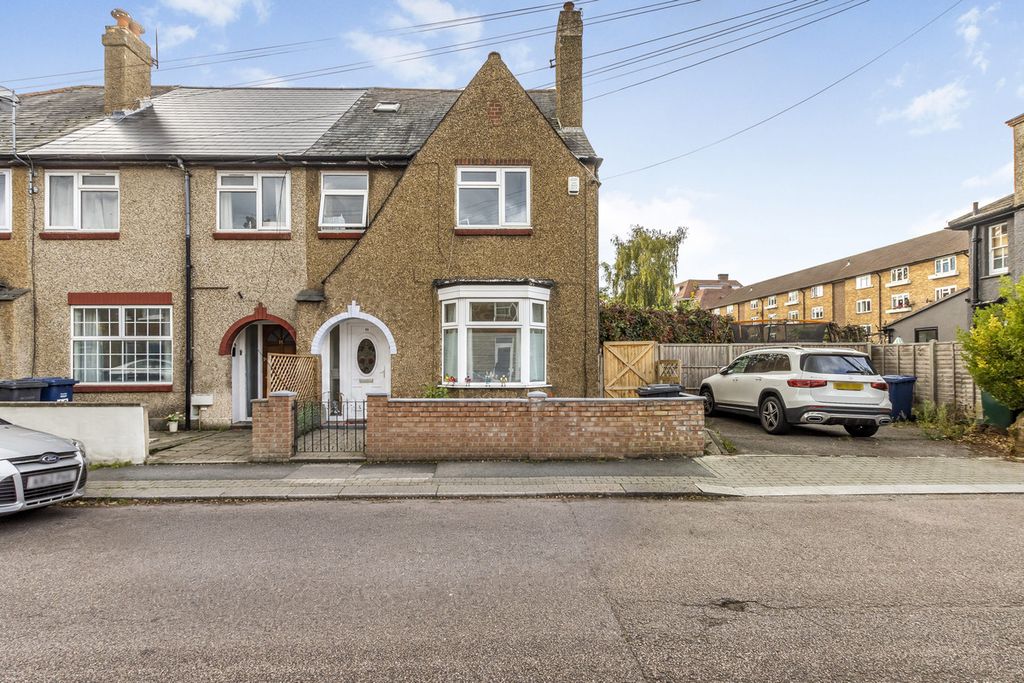 Property photo 1 of 15