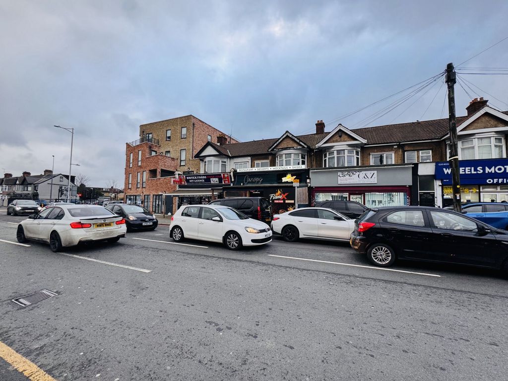 Property photo 1 of 8 Photo 2