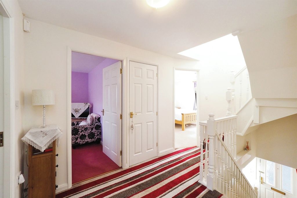 Additional image 8 of 6 bed detached house for saleHaymeadow Close, Loughborough LE11
