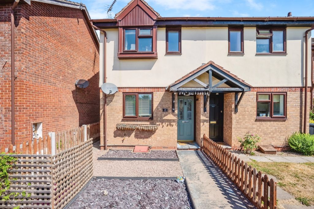 Property photo 1 of 17