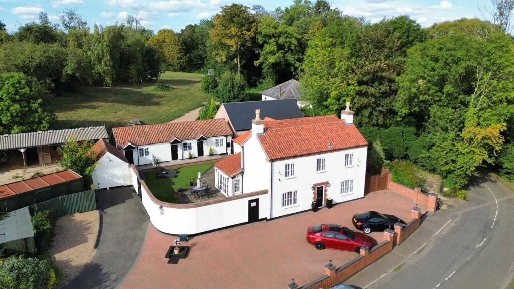 Property photo 1 of 35