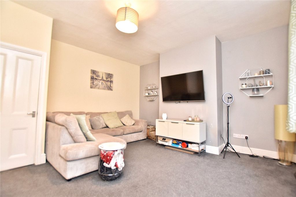 Property photo 2 of 15 Living Room