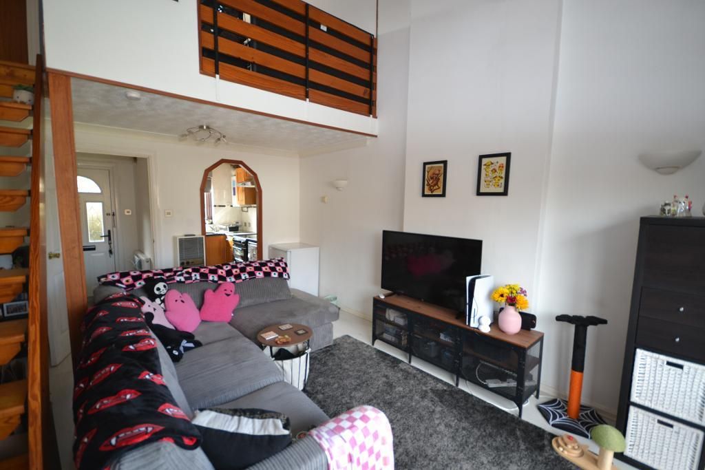 Property photo 3 of 12 Photo 3