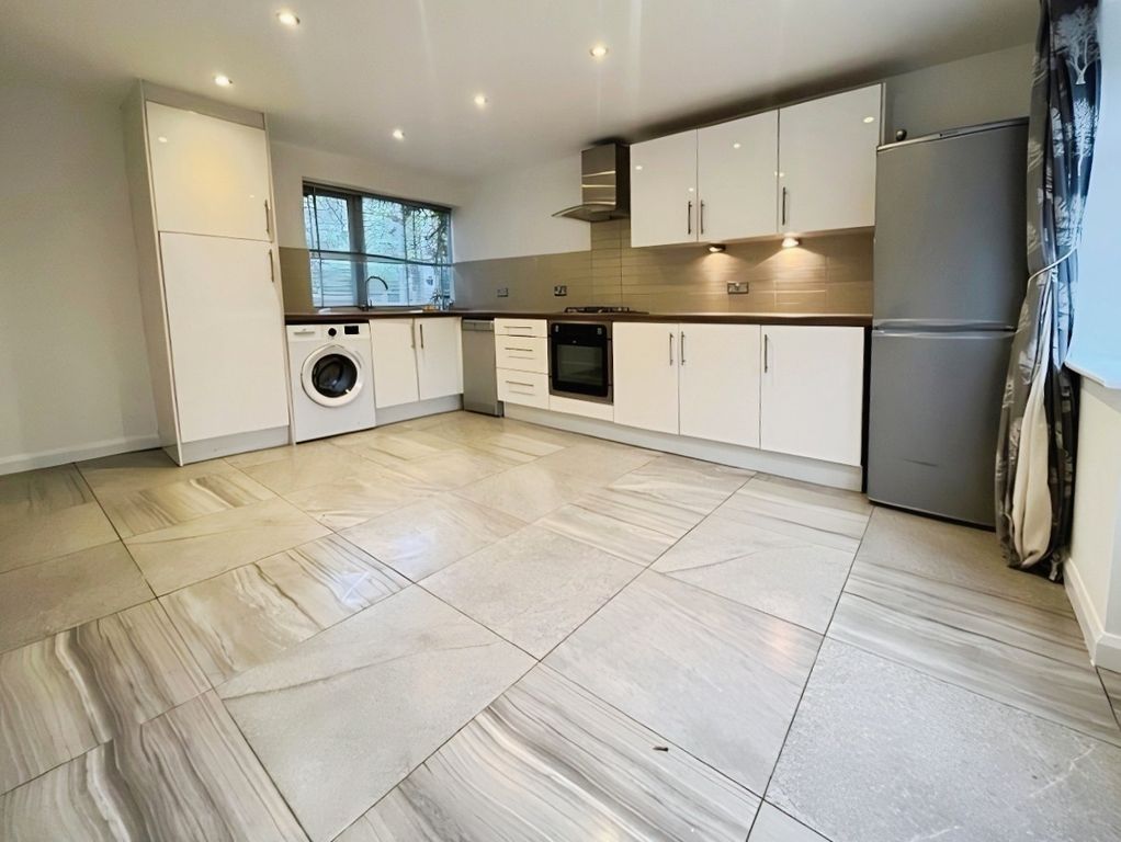 Property photo 2 of 15 Picture No. 01