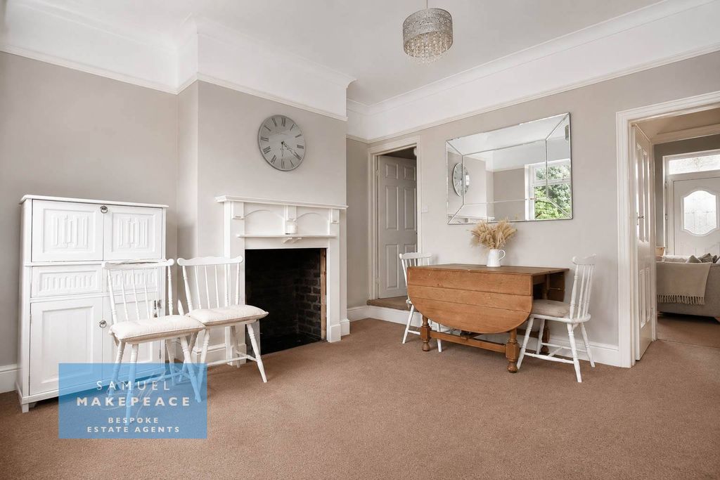 Property photo 3 of 15 Gallery