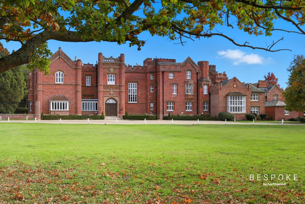 Property photo 2 of 22