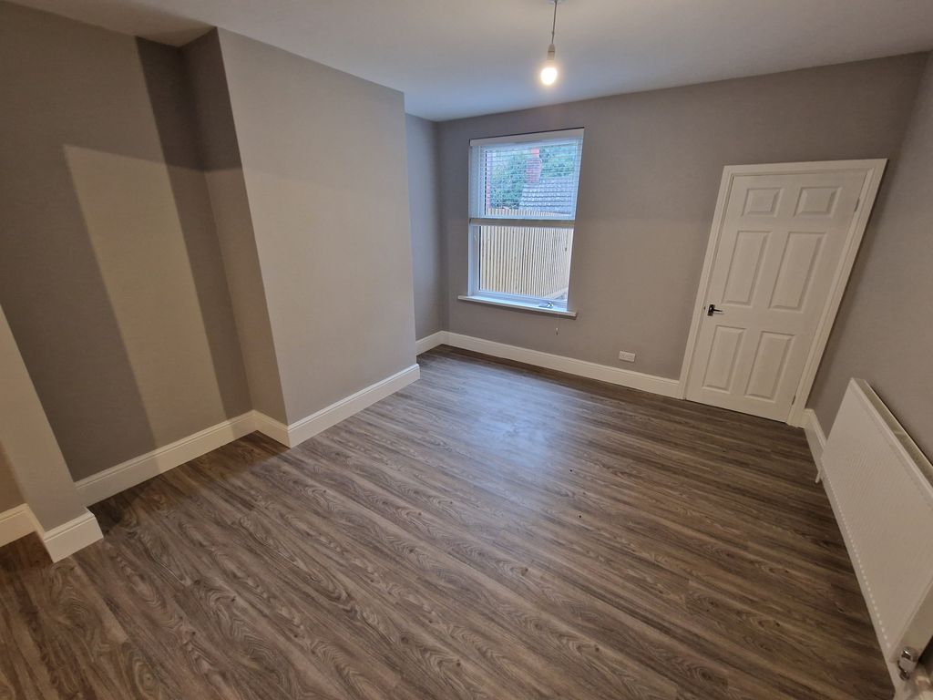 Property photo 3 of 13 Image