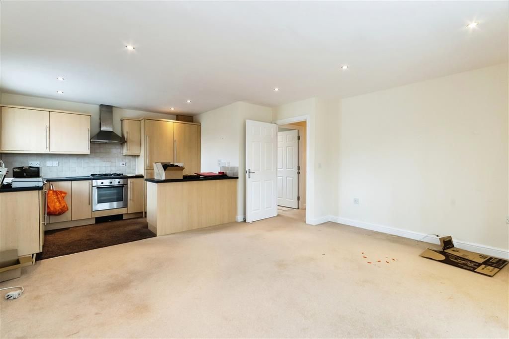Property photo 2 of 15 Image
