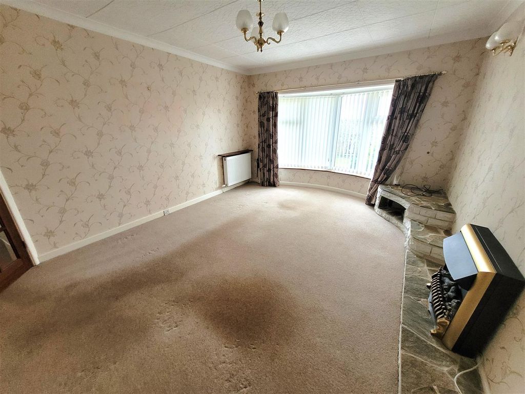 Property photo 3 of 24