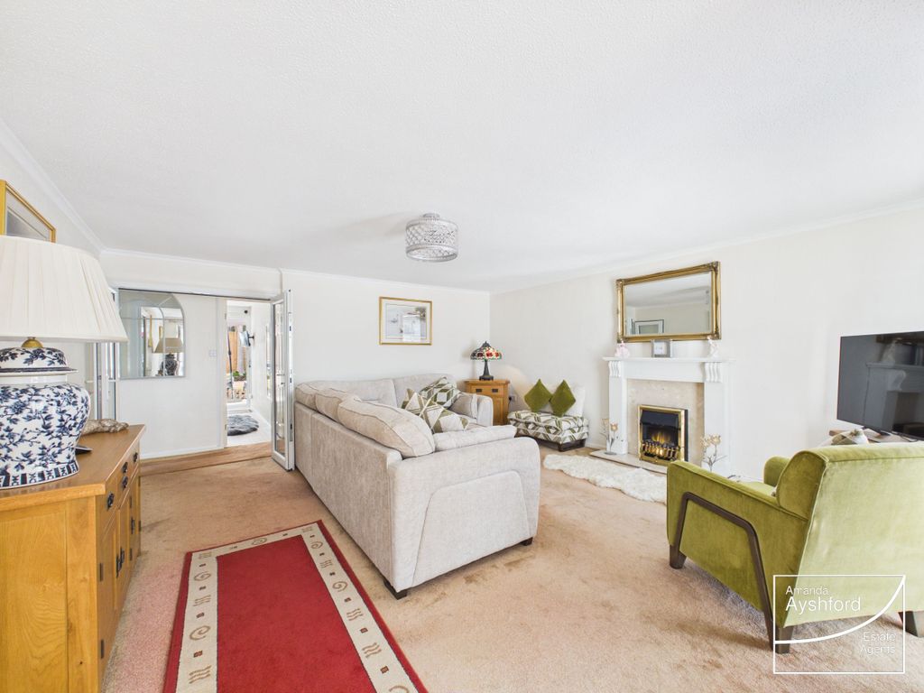 Property photo 2 of 16