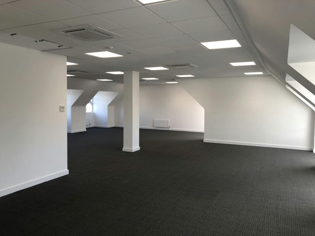 Property photo 3 of 6 Img1225.Jpg