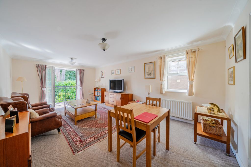 Property photo 2 of 15 1510655-14-6A8712...